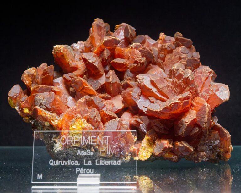 Auripigment