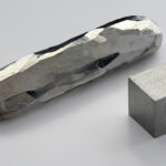 Cadmium, a crystal bar