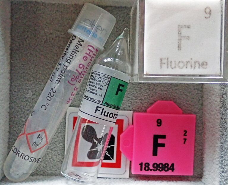 F – Fluor